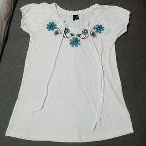 NWOT Embroidered White T-Shirt